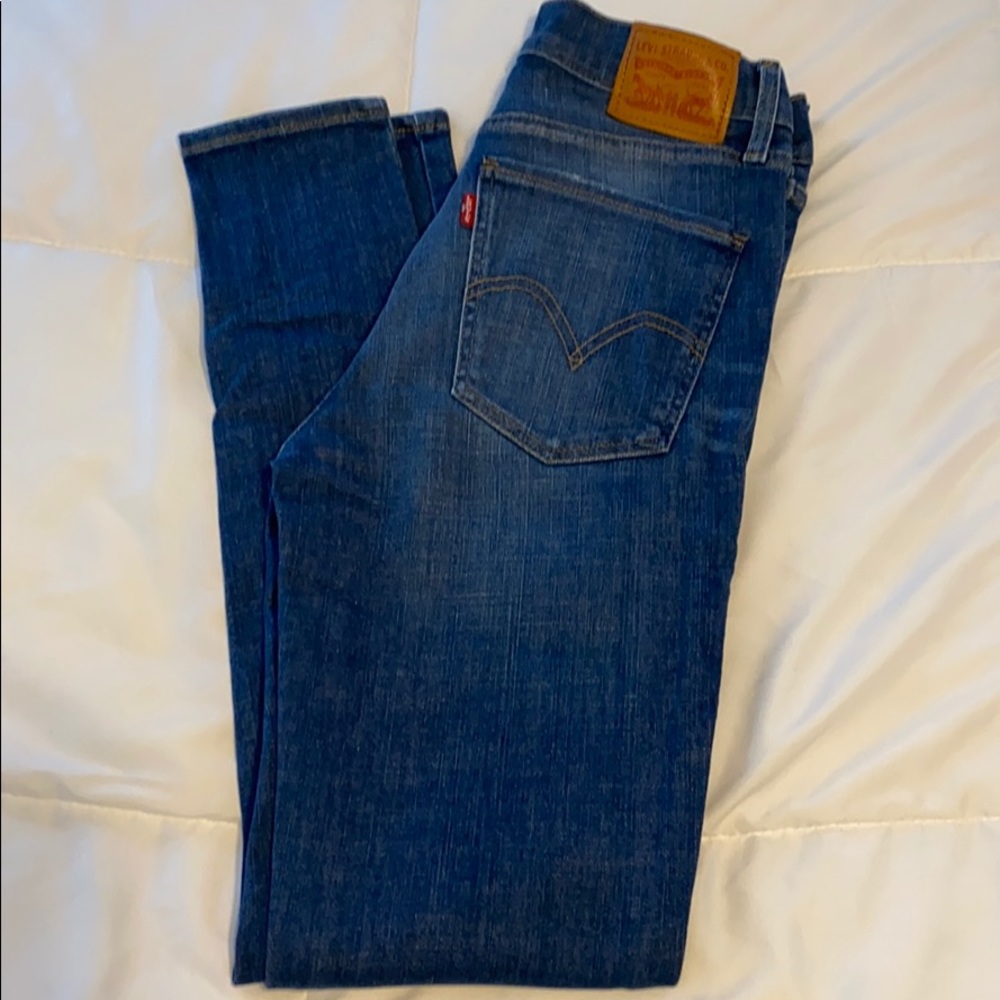 Levi’s Mile High Skinny Jean